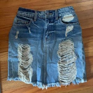 Size 24 carmar denim skirt from LF